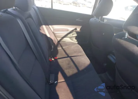 2011 Honda Accord 2.4 Lx z USA, uszkodzony, nr VIN 1HGCP2F32BA041105